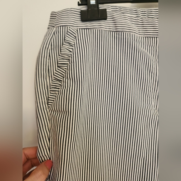 Anne Klein blue-white striped pants - Picture 2 of 12